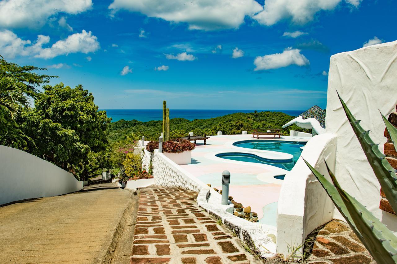 Two Brothers Surf Resort Tola Εξωτερικό φωτογραφία