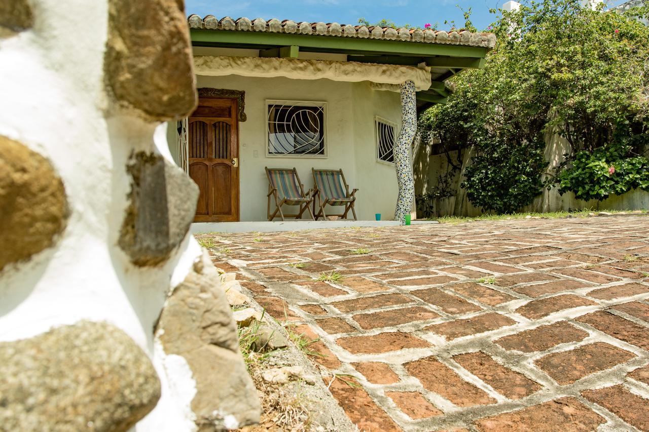 Two Brothers Surf Resort Tola Εξωτερικό φωτογραφία